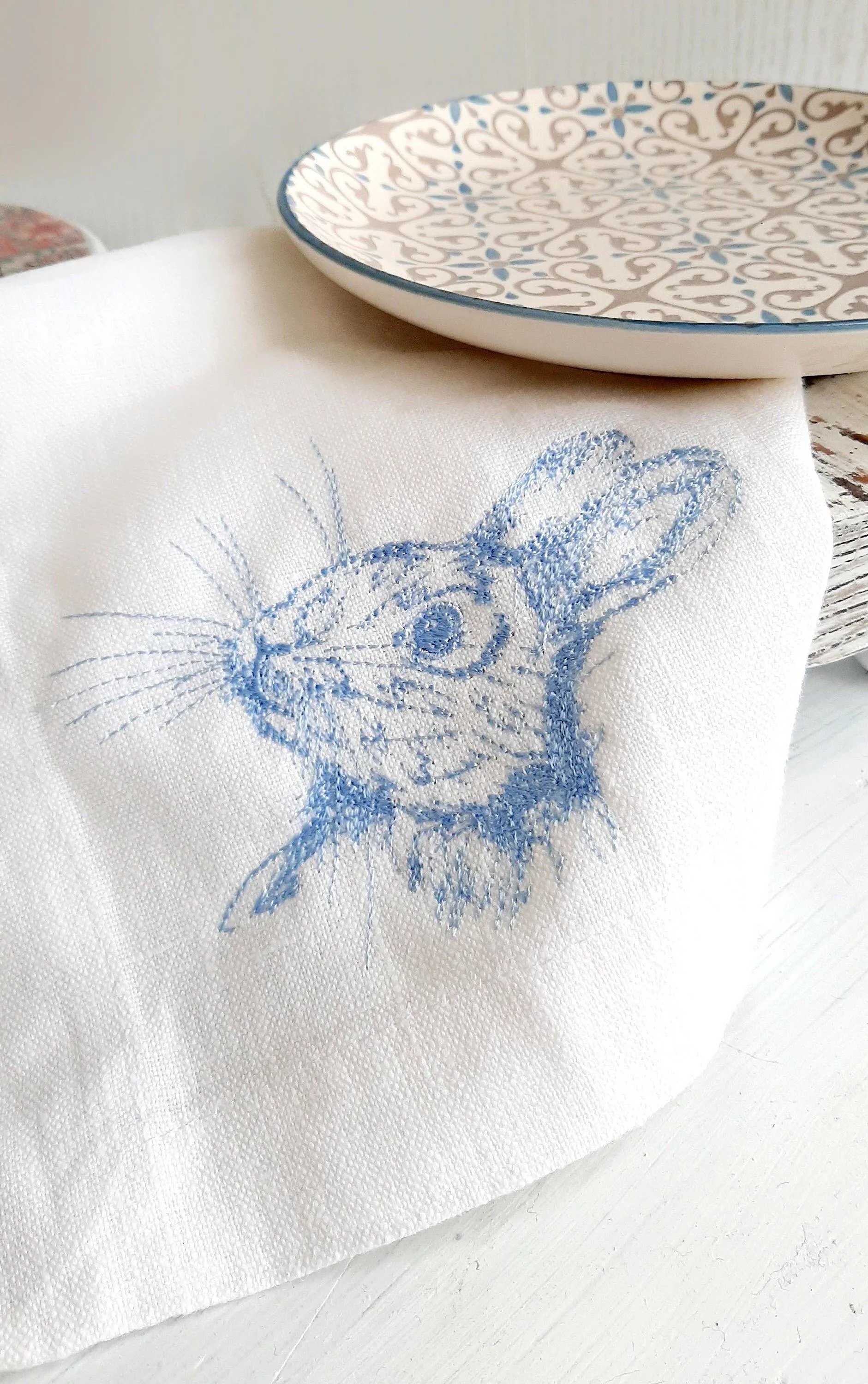 #054 | Easter Bunny | Linen napkins