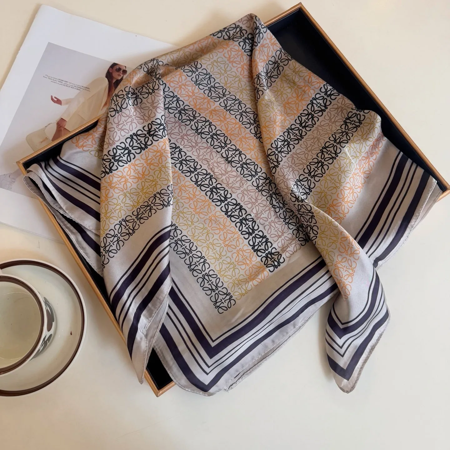 3 colors new silk satin peplum small square scarf
