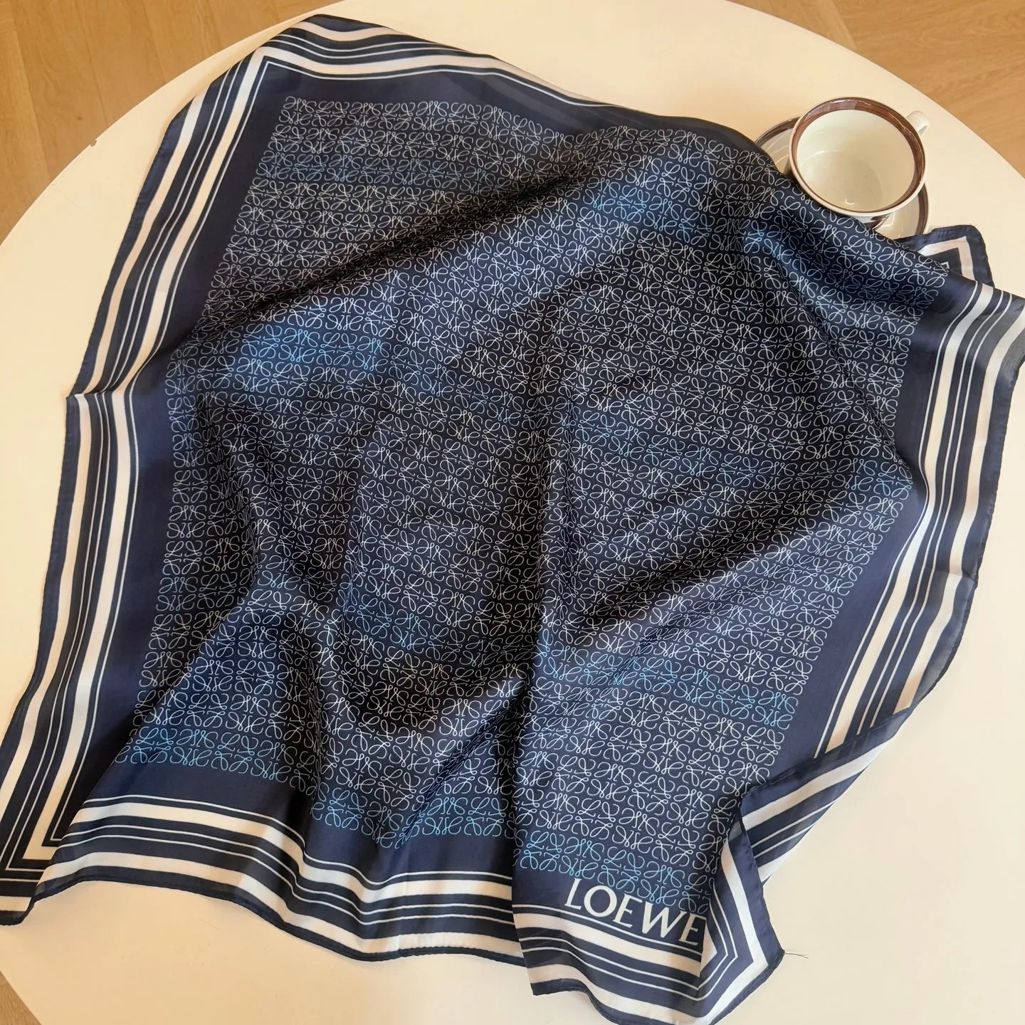 3 colors new silk satin peplum small square scarf