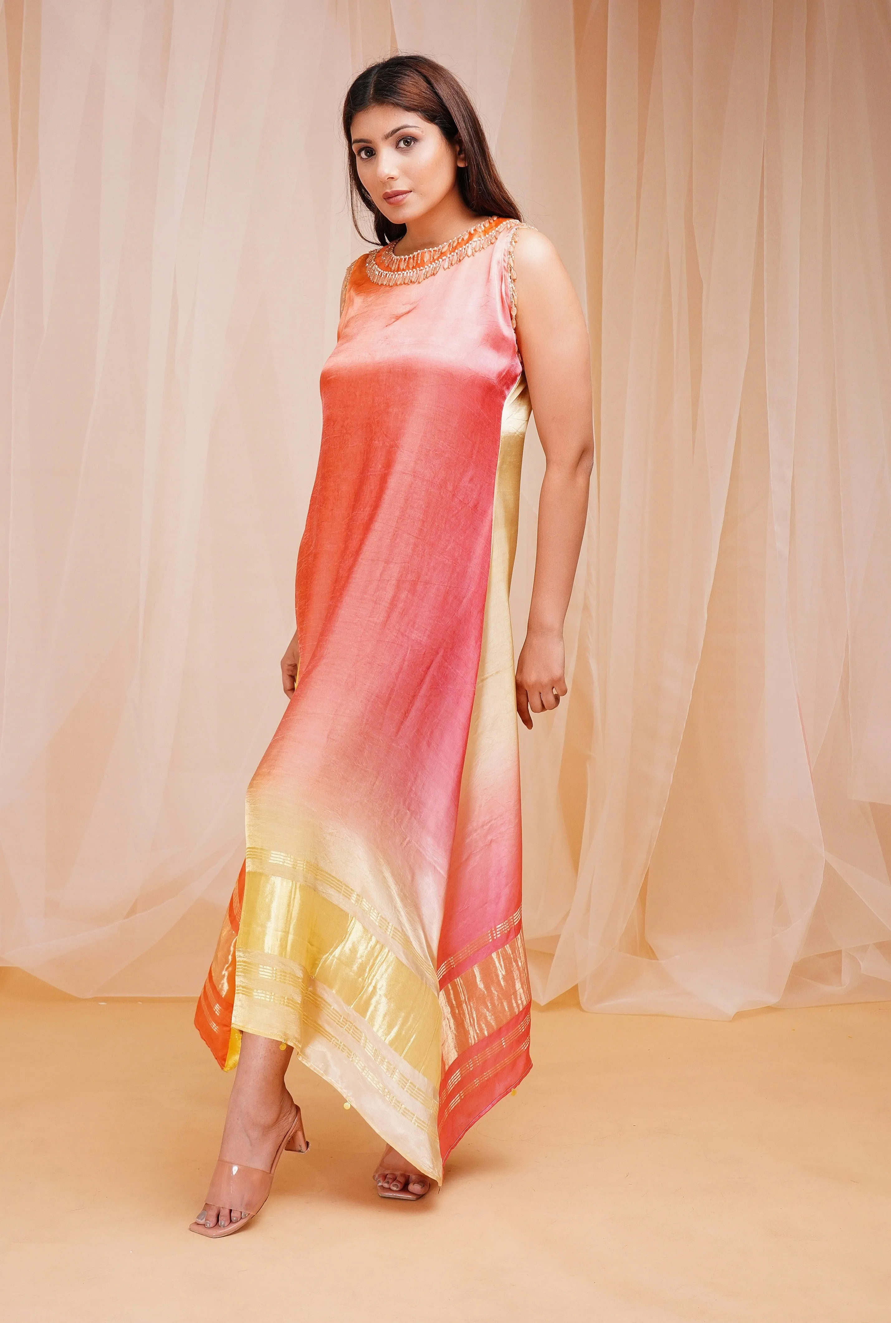 4D Dyeing of Pale Yellow & Reddish Orange Model Satin Silk Kaftaan