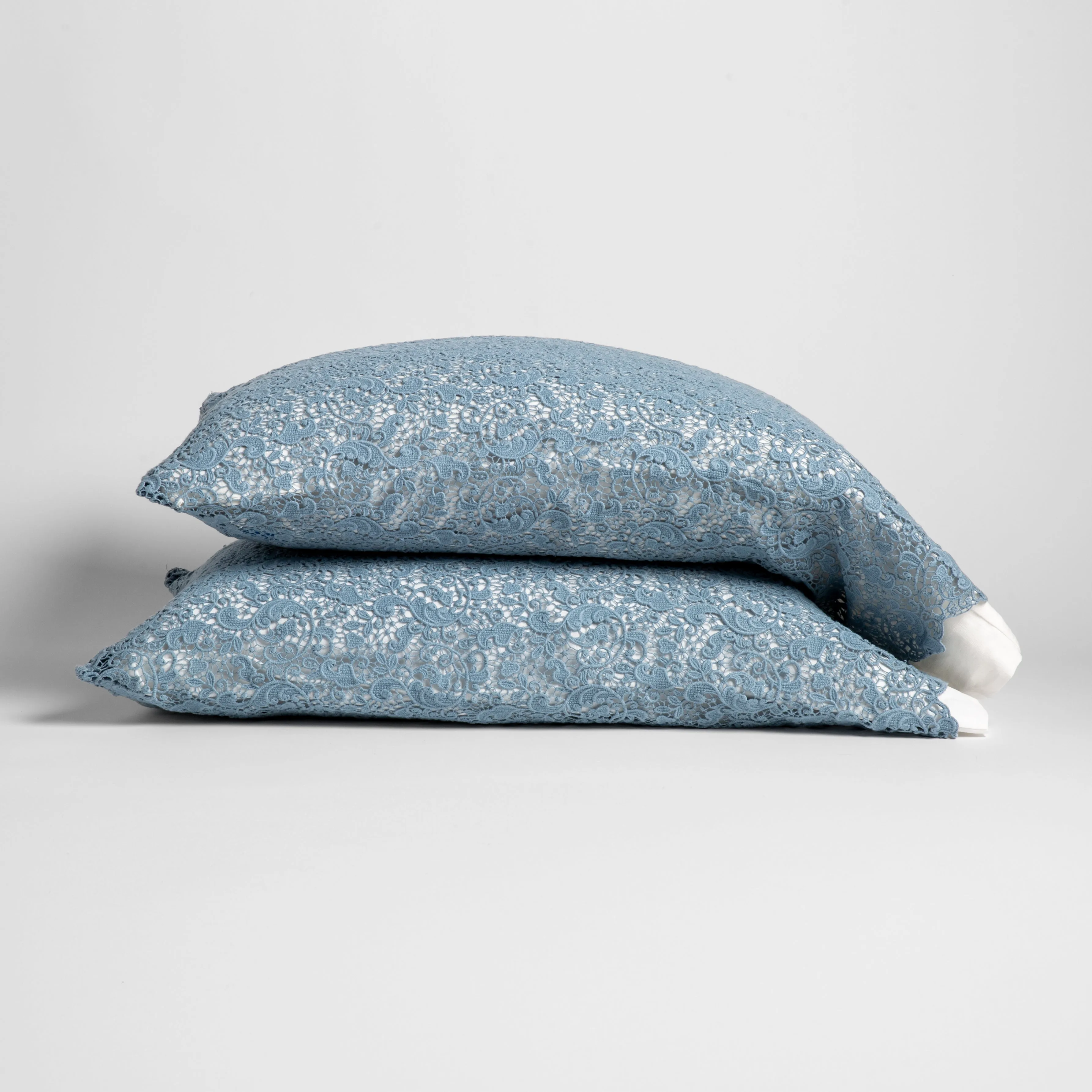 Allora Lace Pillowcase (Single)