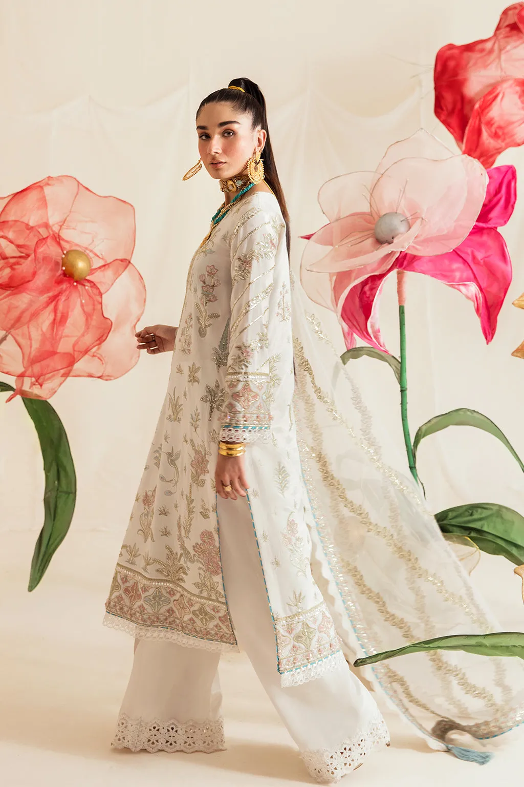 Ayzel | Fleur De Lis | Victoria