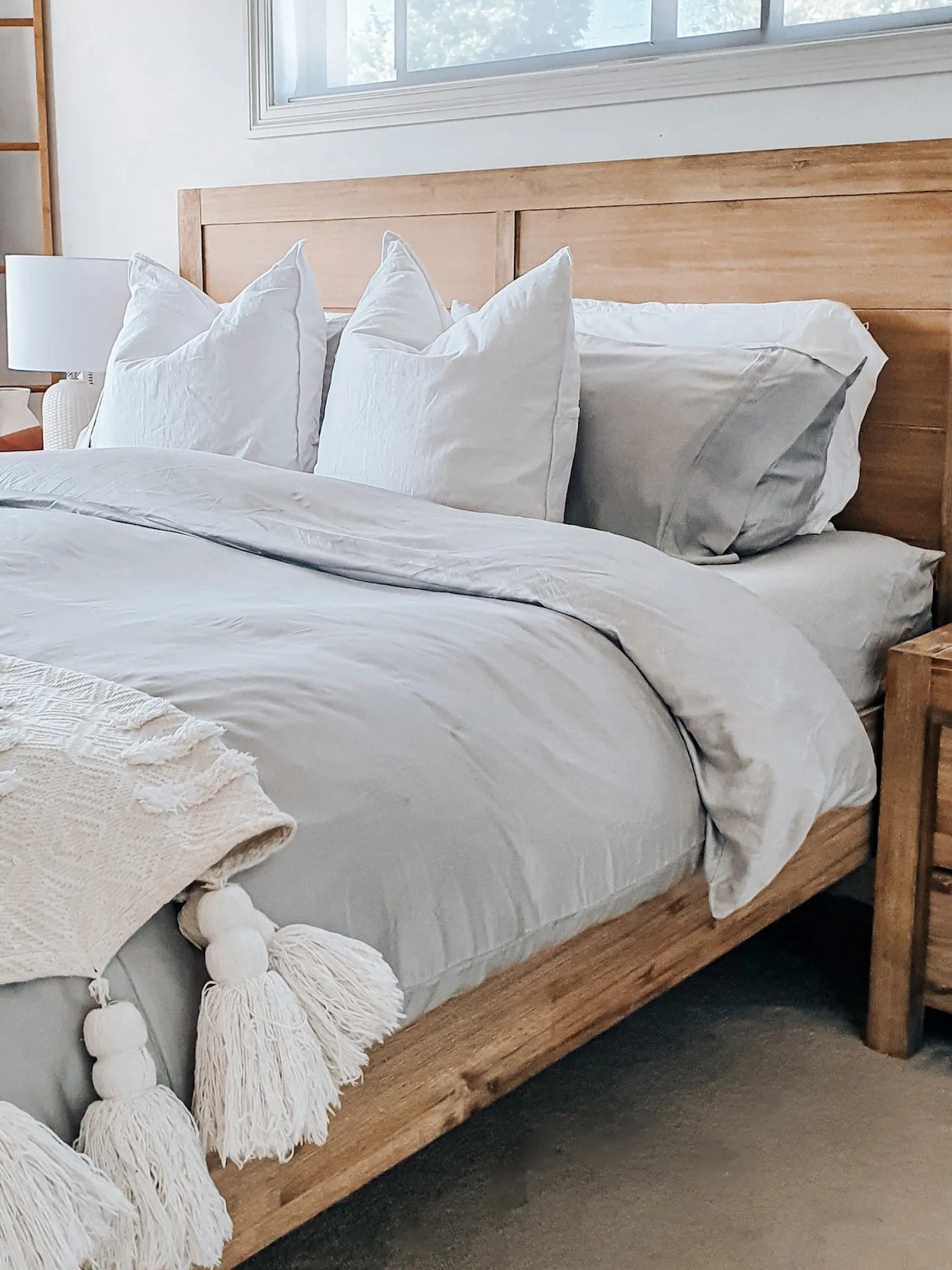 Bamboo Fitted Sheet (King) - Antarctica