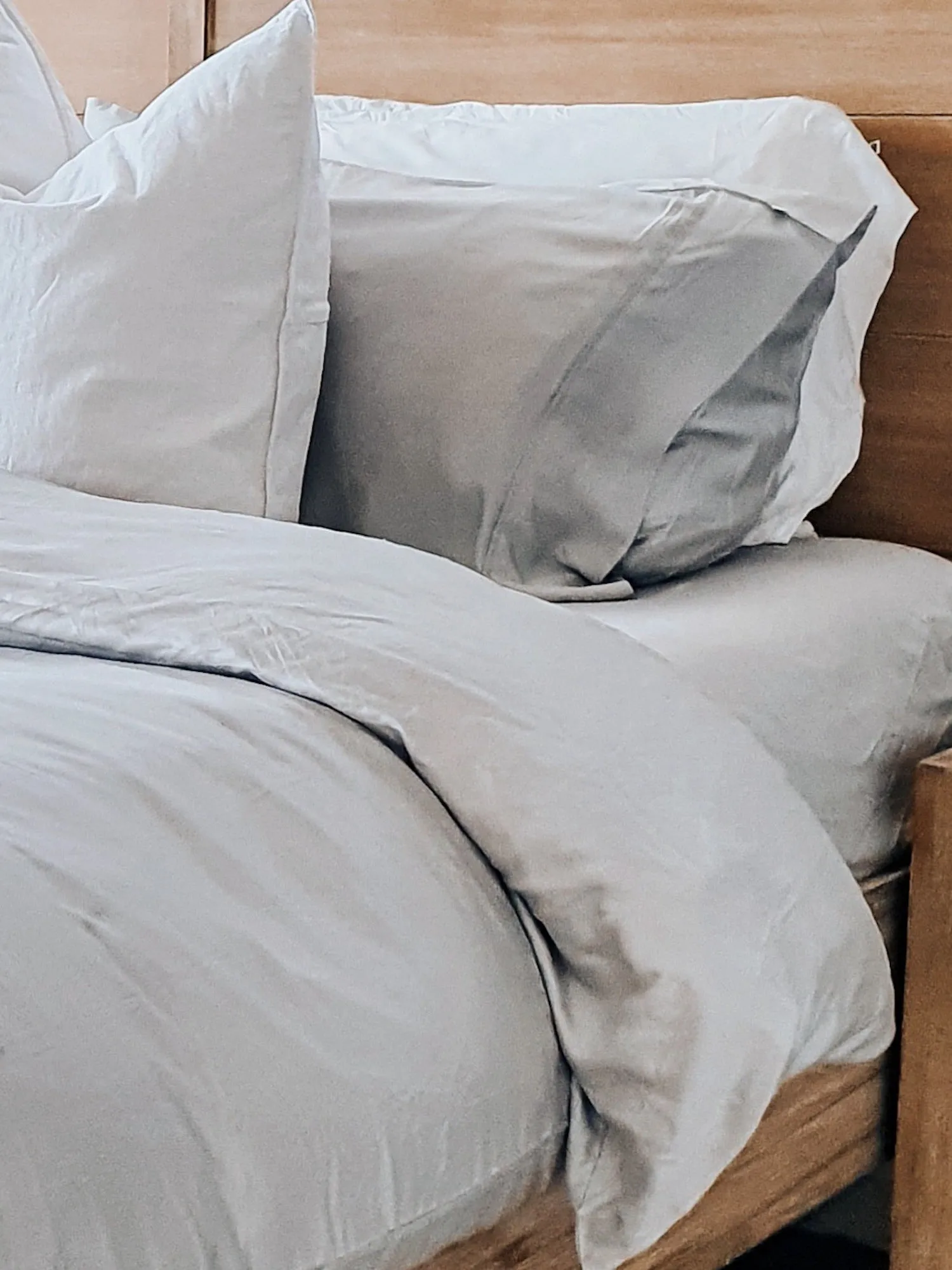 Bamboo Fitted Sheet (King) - Antarctica