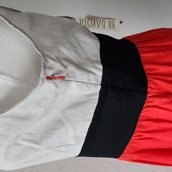 BB DAKOTA Color-Block Linen Blend Dress