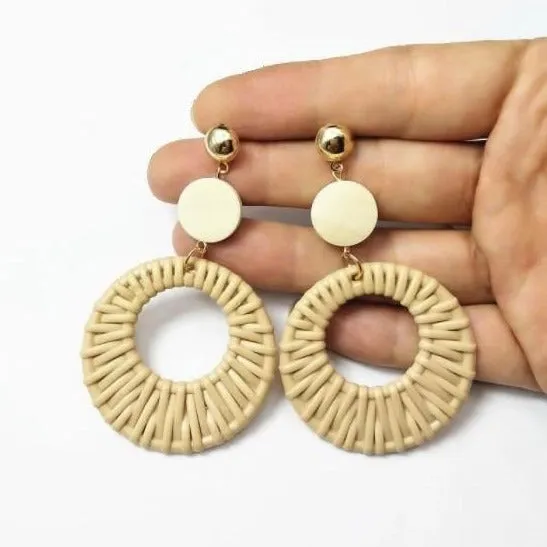 Bijoux Resin Woven Motif Earrings – Maestro Hennessy ®