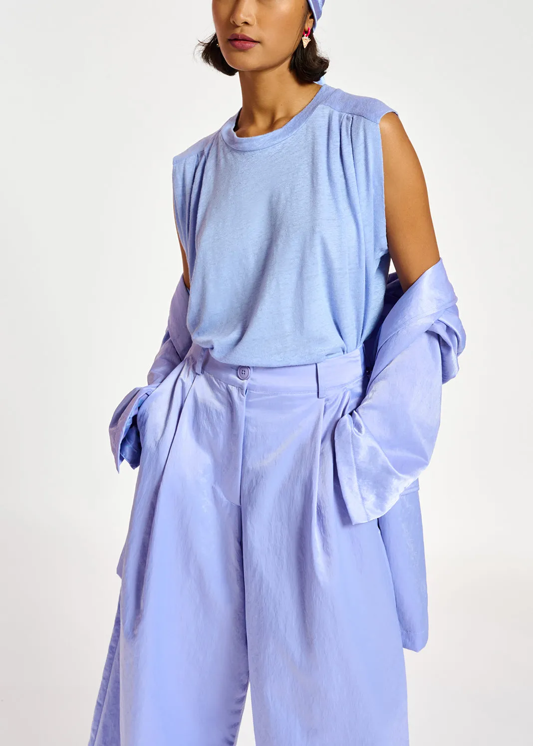 Blue linen sleeveless T-shirt