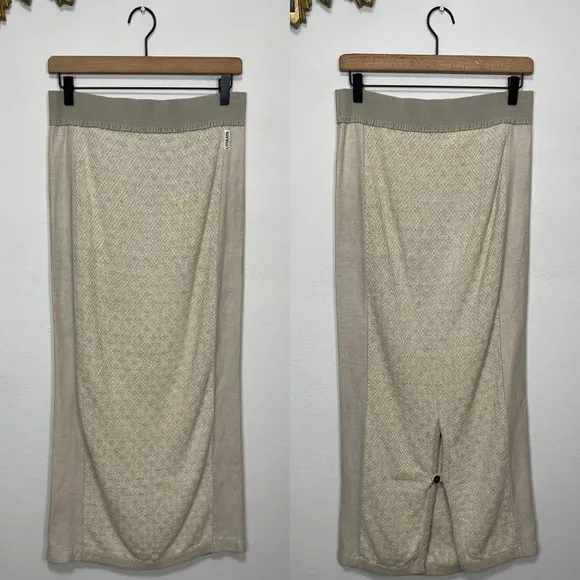 Blue Willi’s Linen Blend Maxi Skirt