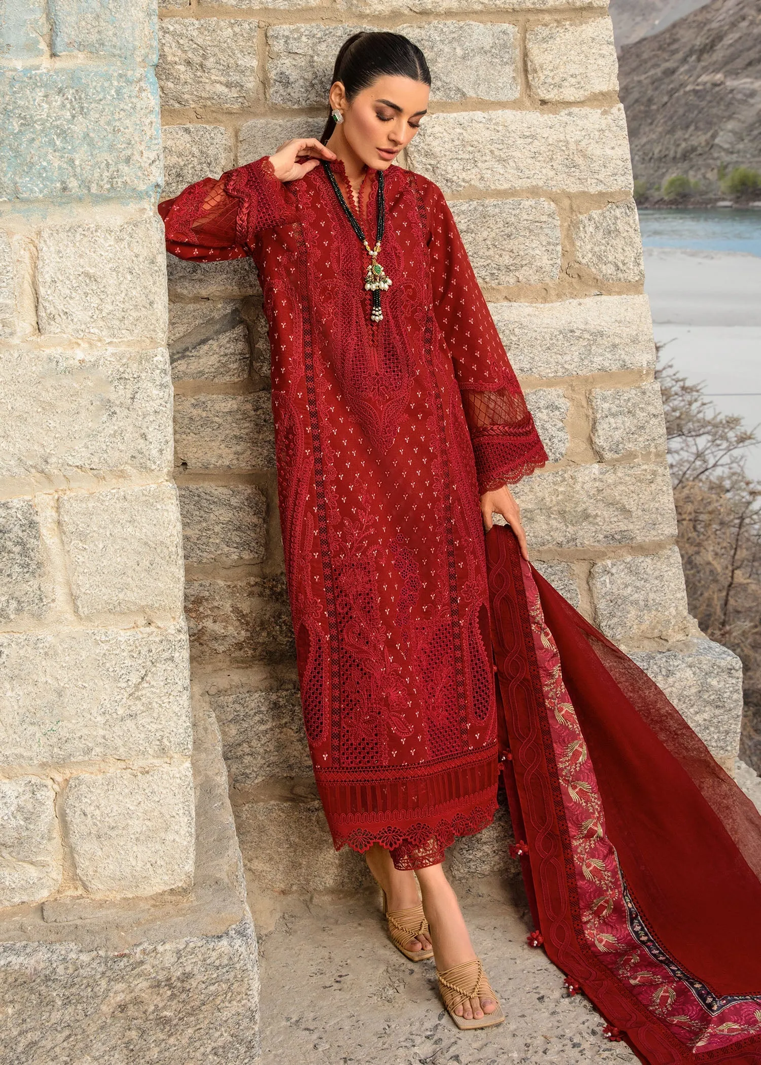 CRIMSON LAWN 2024 | Dancing Paisleys - Ruby
