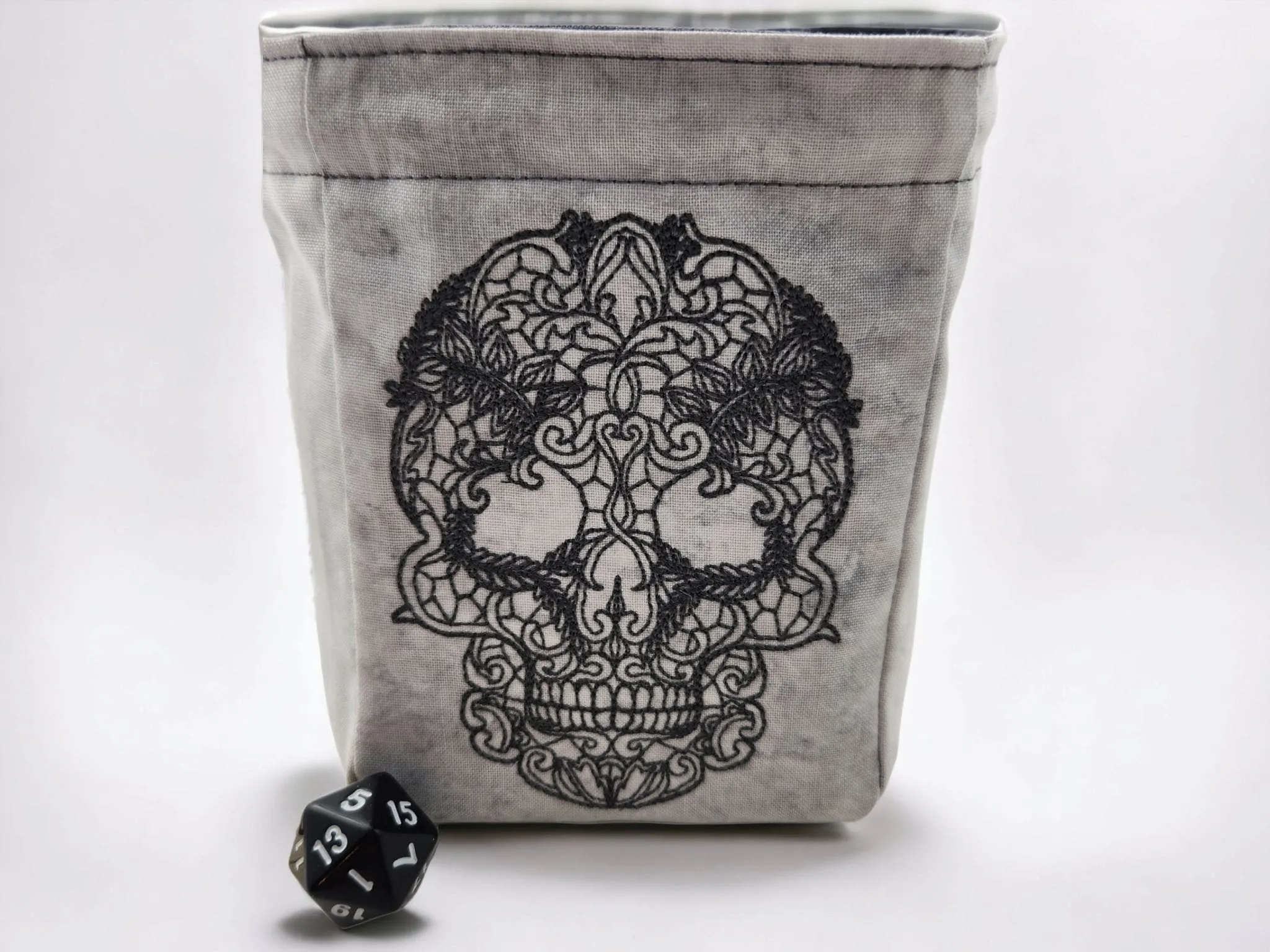 dice bag, decorative skull game pouch