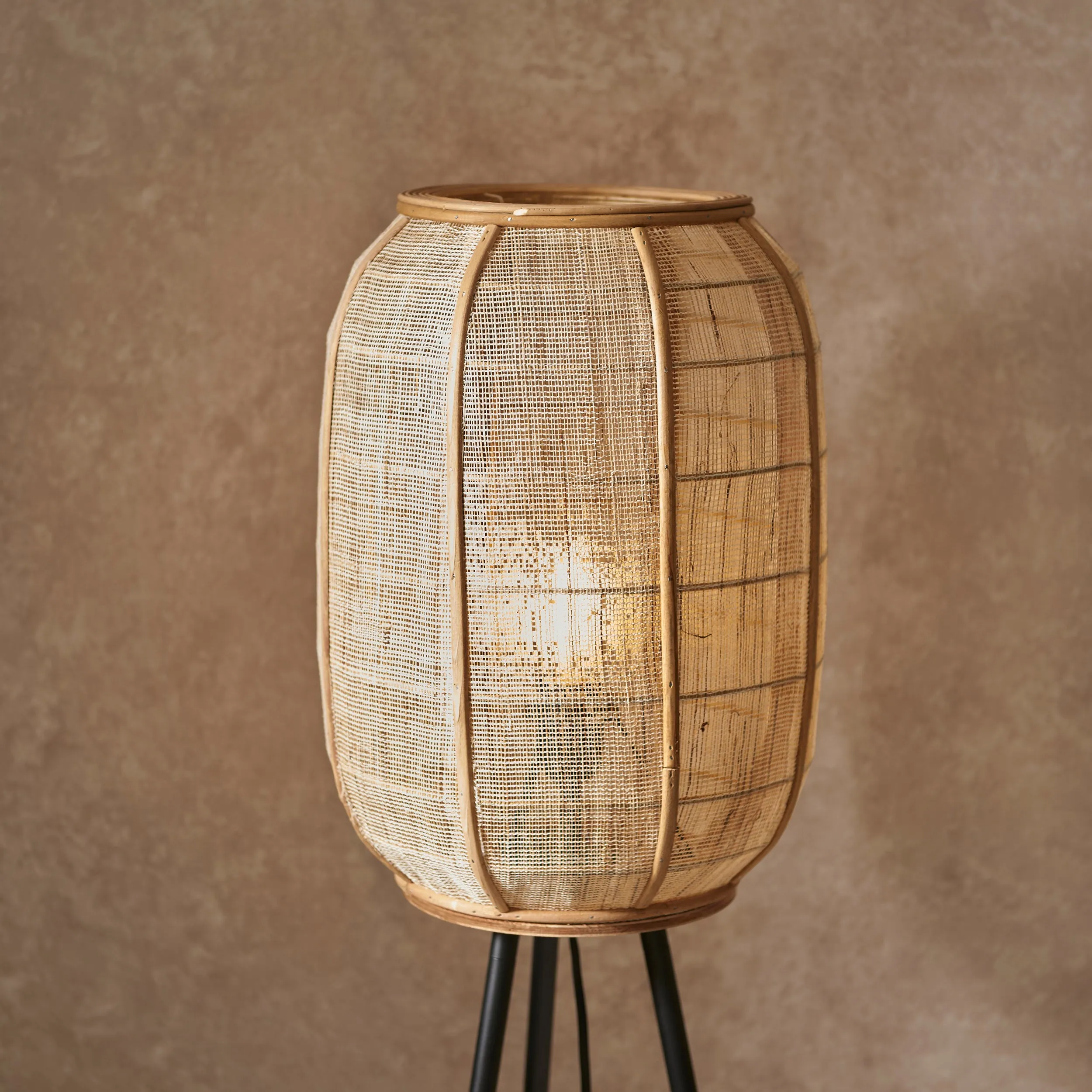 Endon 101687 Zaire 1lt Floor Natural linen, natural bamboo & matt black 10W LED E27 (Required)