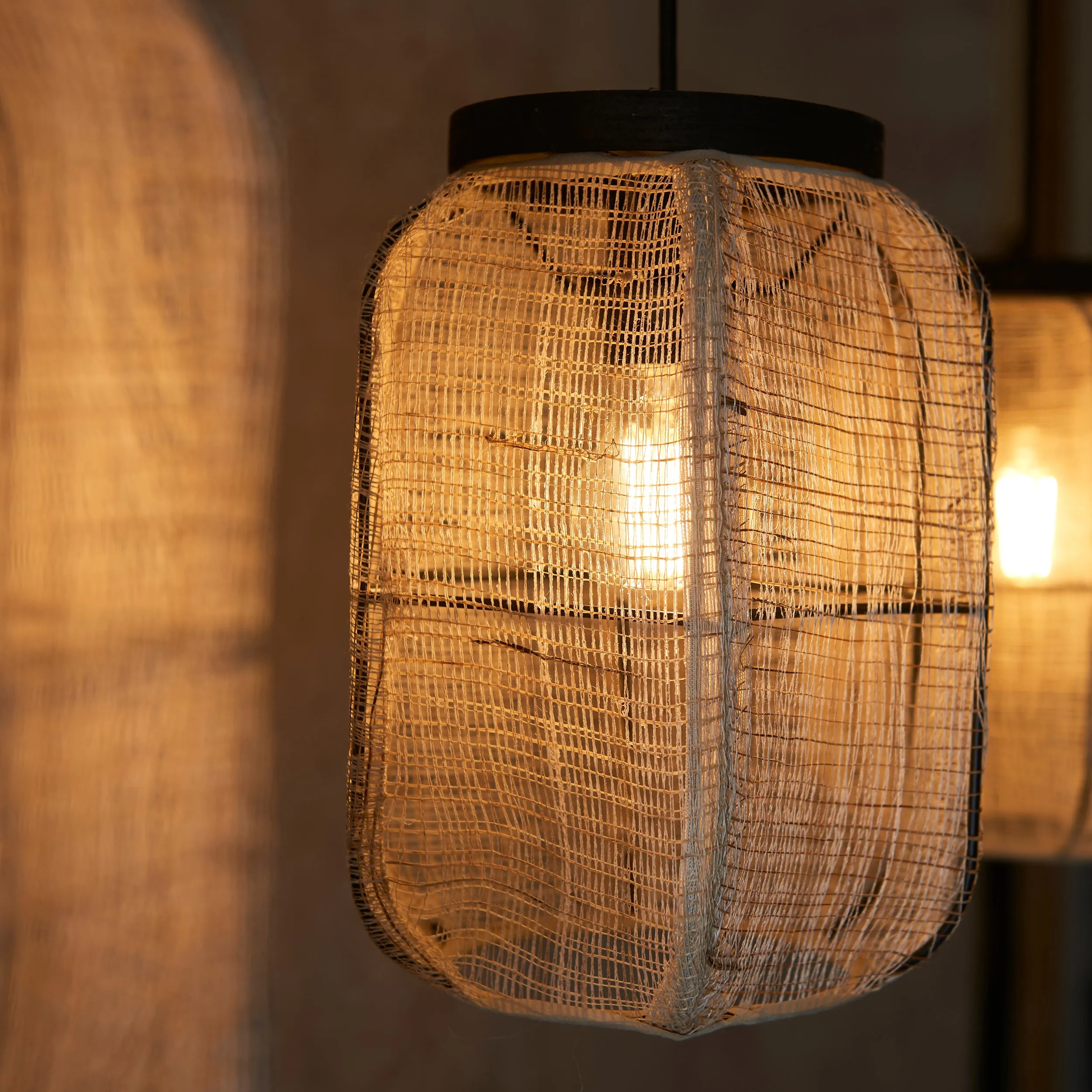 Endon 101779 Zaire 3lt Pendant Natural linen, dark plywood & matt black 3 x 10W LED E27 (Required)