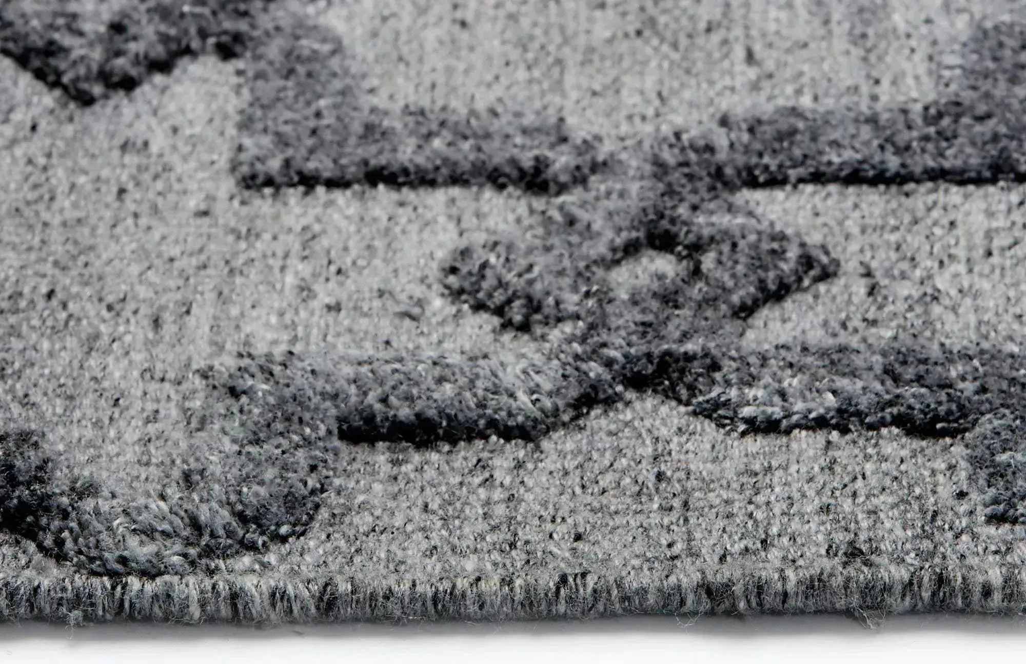 Estelle Trellis Grey Modern Silk Rug