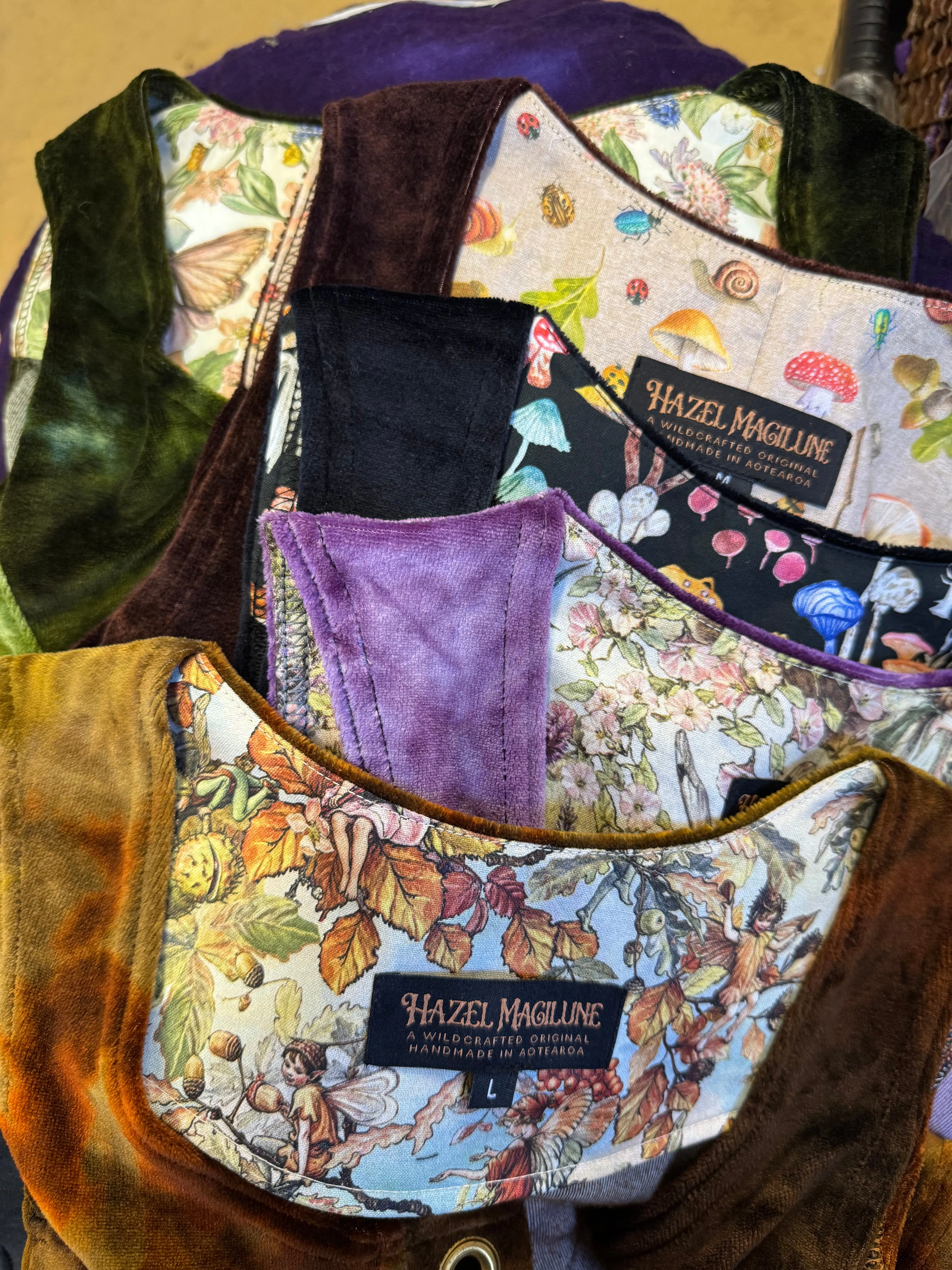 Faewing Vest in Frond
