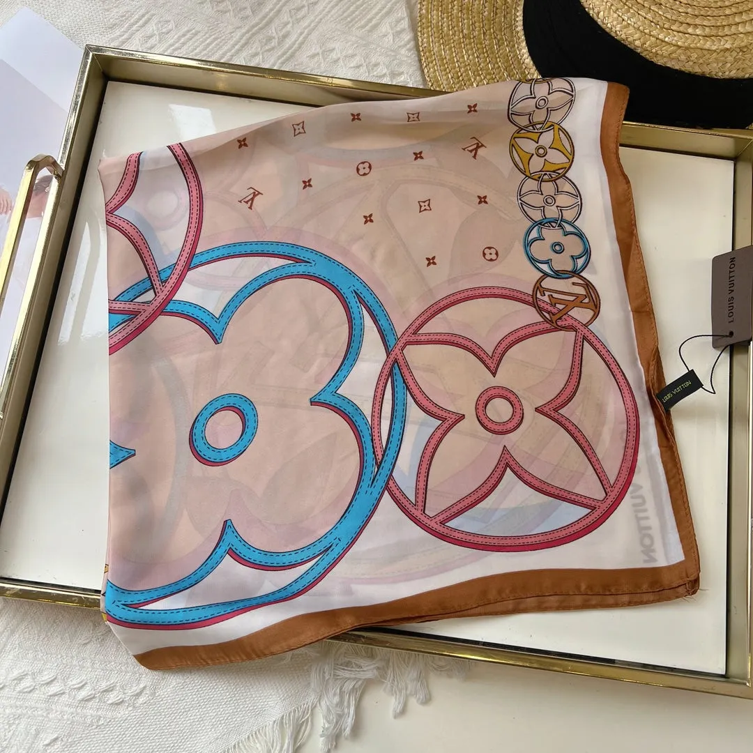 four-leaf clover new silk satin small square scarf