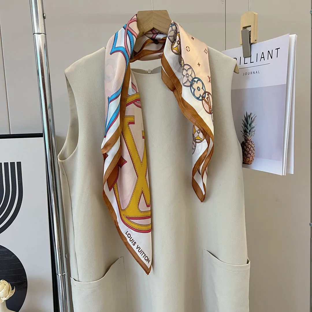 four-leaf clover new silk satin small square scarf