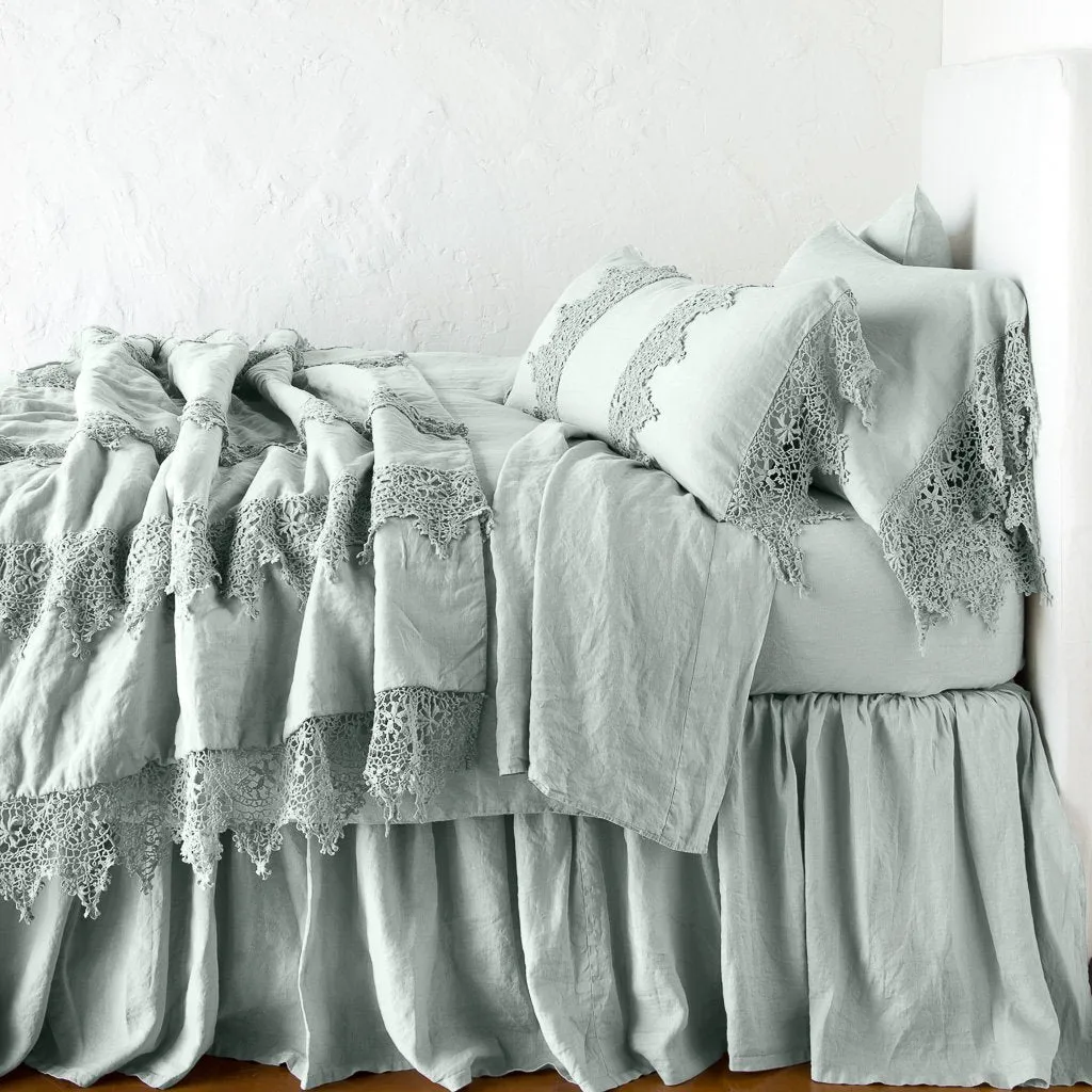Frida Pillowcase (Single)