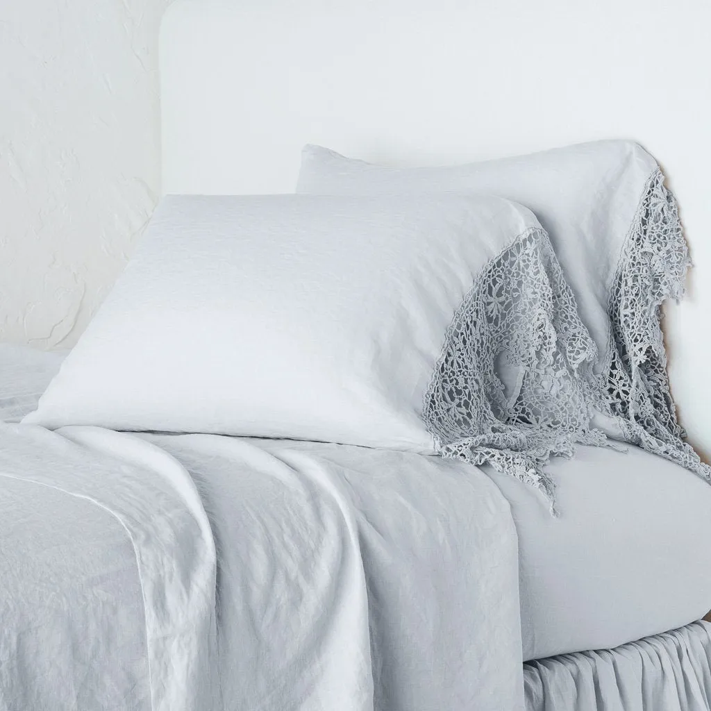 Frida Pillowcase (Single)