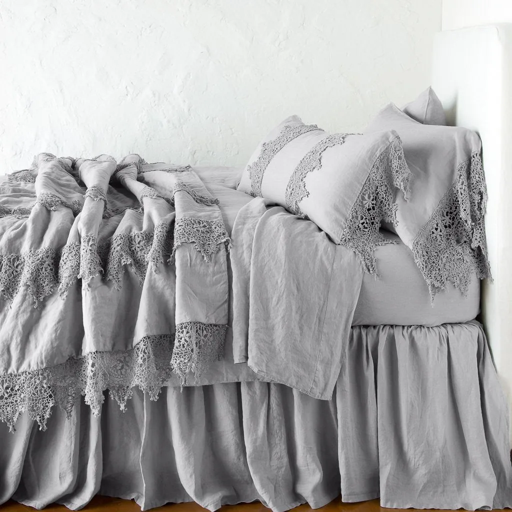 Frida Pillowcase (Single)