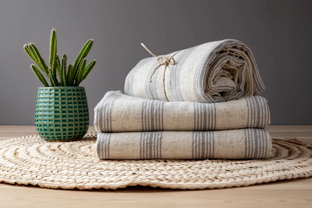 Fringeless Anna Linen Towel