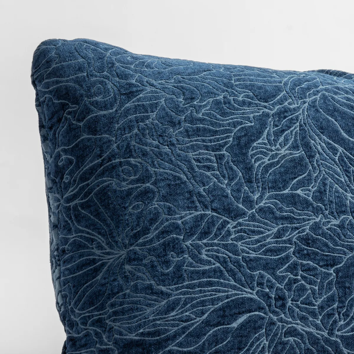 Georgia Throw Pillow