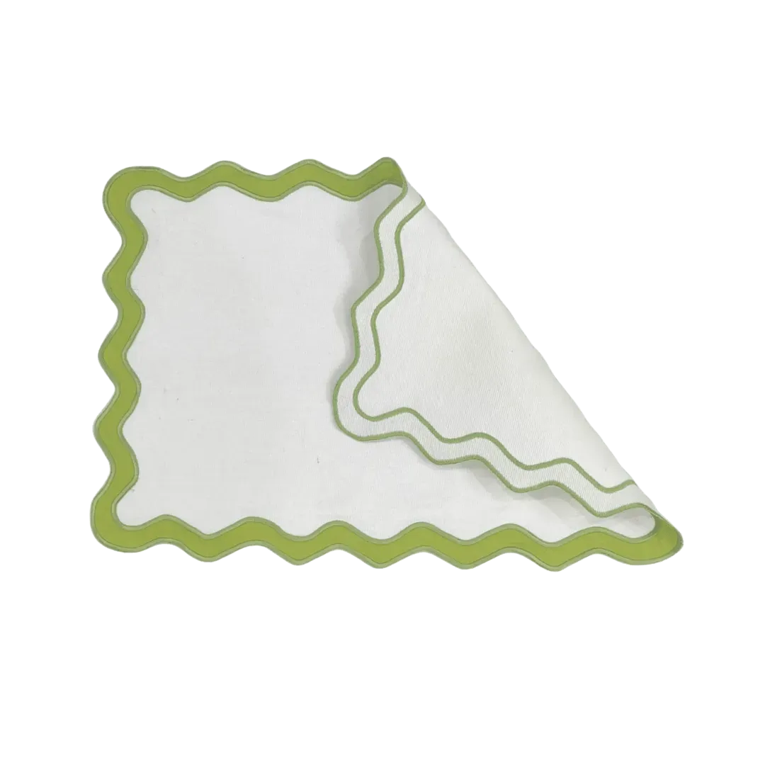 Green and White Scallop 100% Linen Placemat - Set of 4