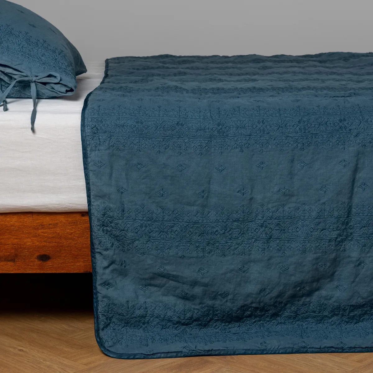 Ines Bedspread
