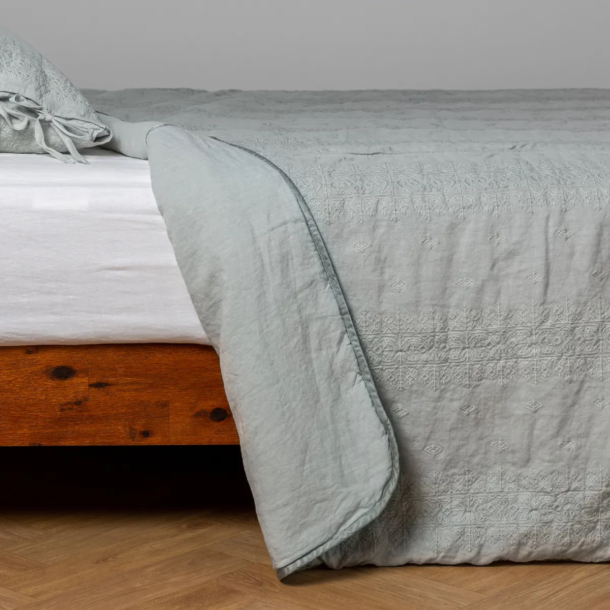 Ines Bedspread