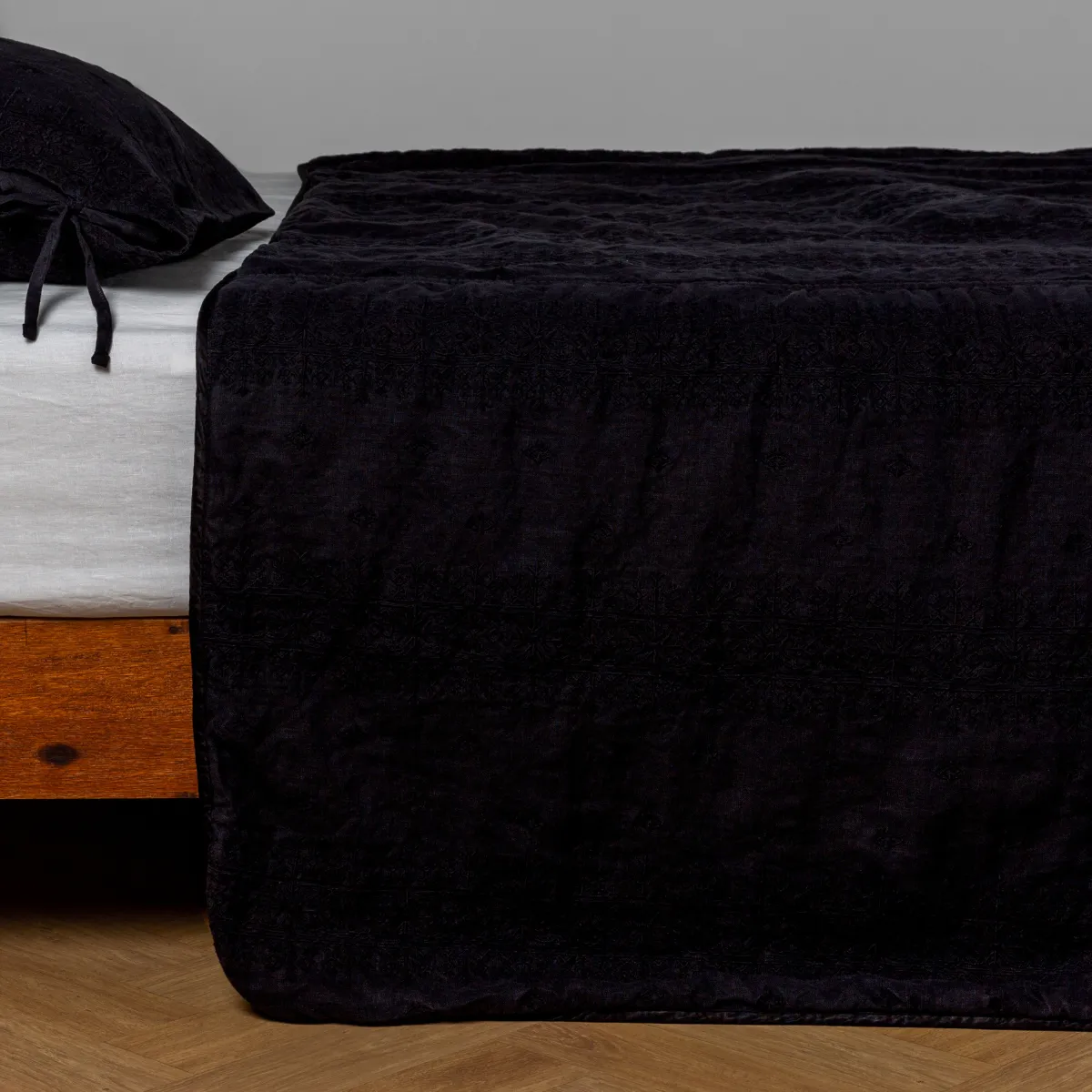Ines Bedspread