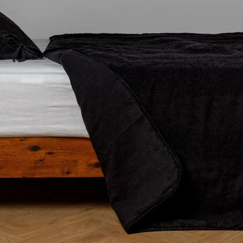 Ines Bedspread