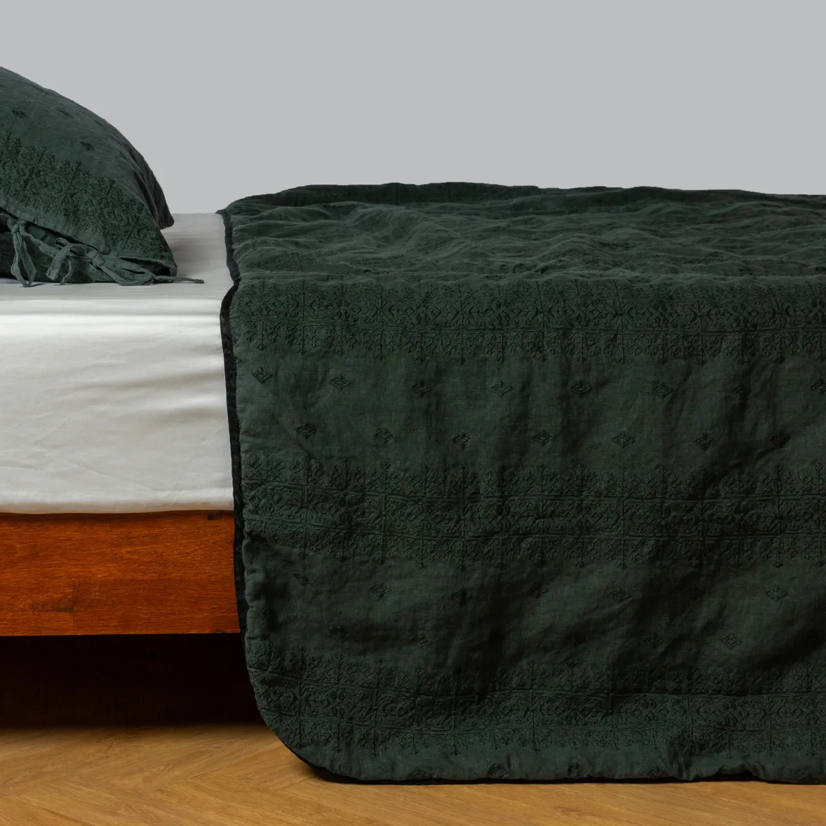 Ines Bedspread