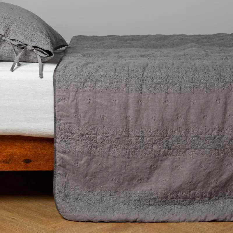 Ines Bedspread