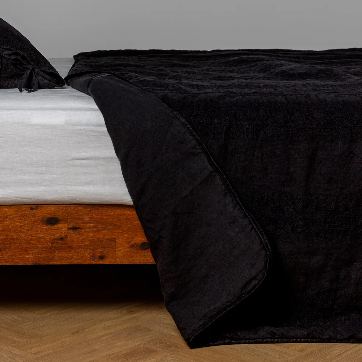 Ines Bedspread