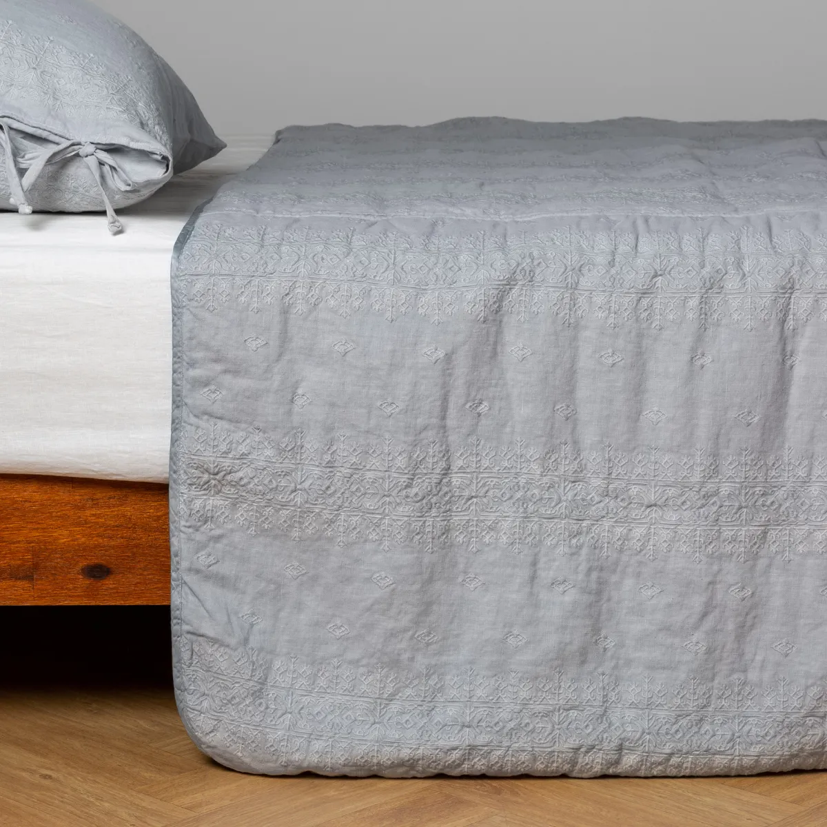 Ines Bedspread