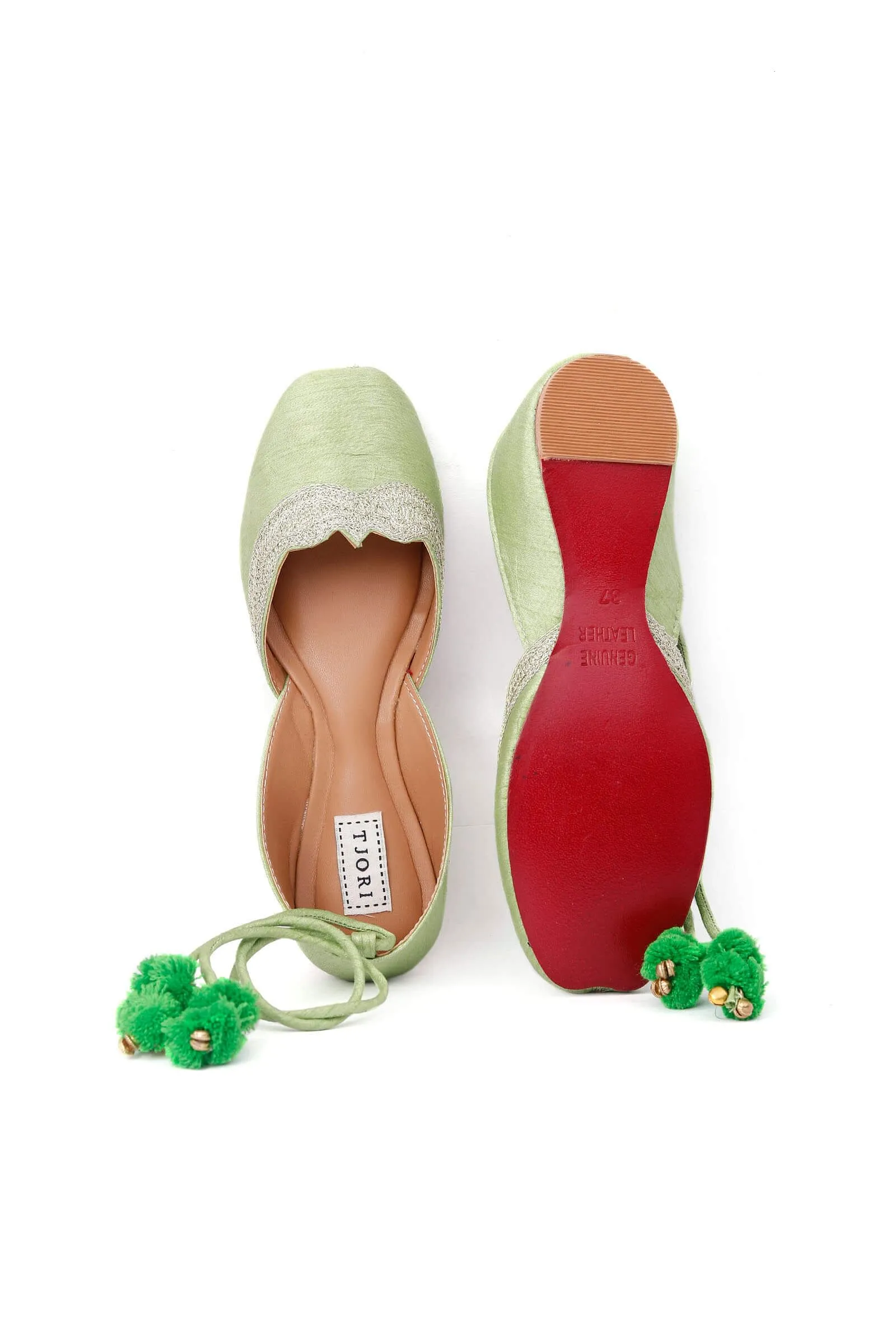 Jaan-e-mann Zari Embroidered Green Juttis