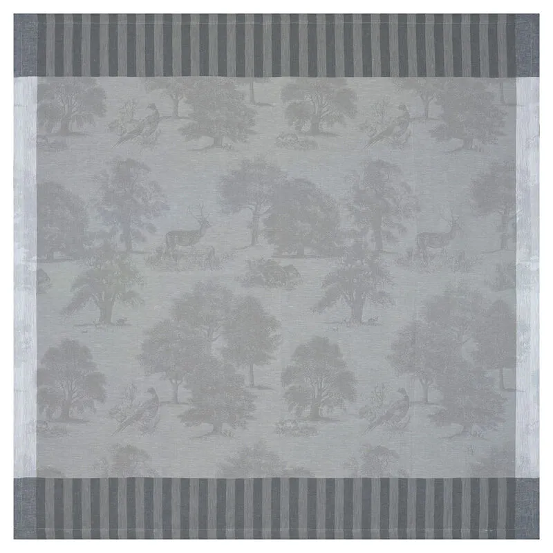 Jacquard Francais Souveraine European Linen Tablecloth