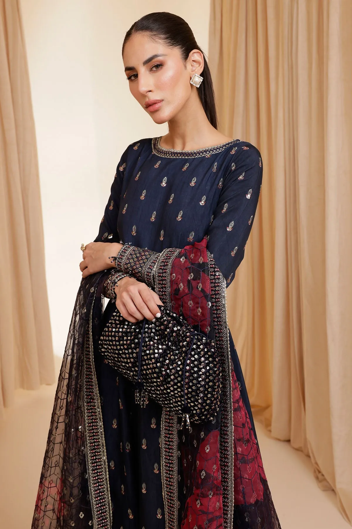 JAZMIN | FORMALS '23 | EMBROIDERED RAW SILK UR-7005