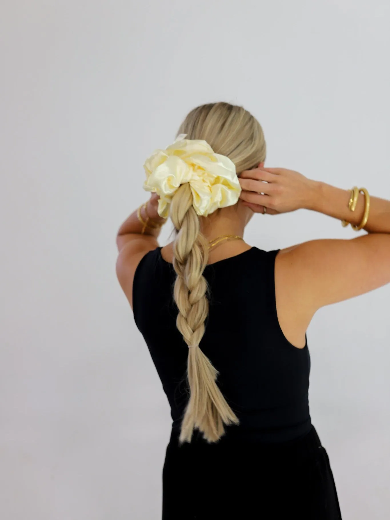 JUMBO SLEEP SILK/SATIN SCRUNCHIES