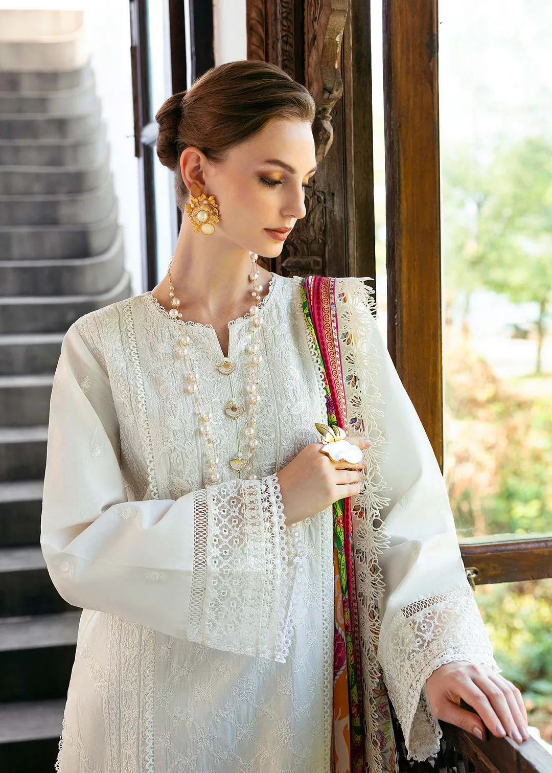 KANWAL MALIK | MAYAL | CERISE