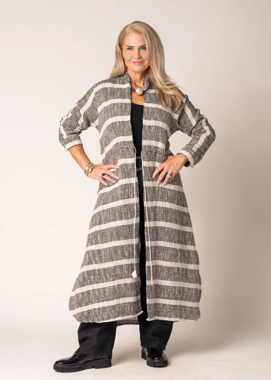 Kinsley Linen Jacket In Cream   Black - Imagine Fashion