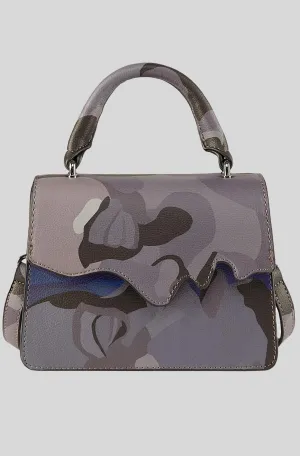 KISSING BAG
