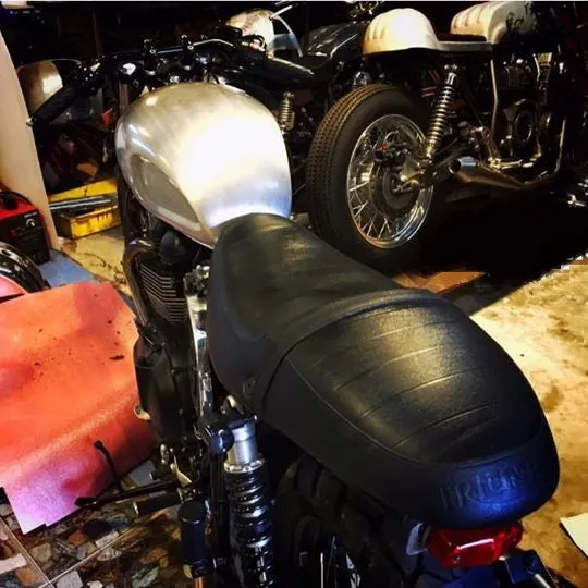 KM-TRG-004 Triumph Classic Tank
