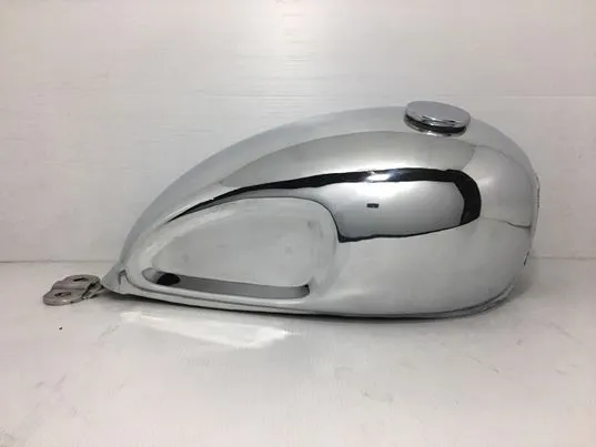 KM-TRG-004 Triumph Classic Tank
