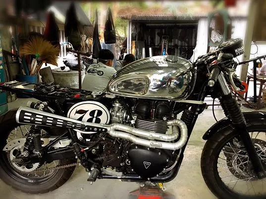 KM-TRG-004 Triumph Classic Tank