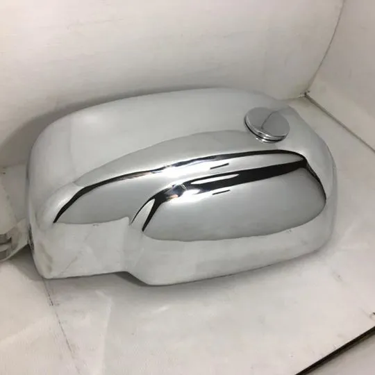 KM-TRG-008 Triumph Norton Tank