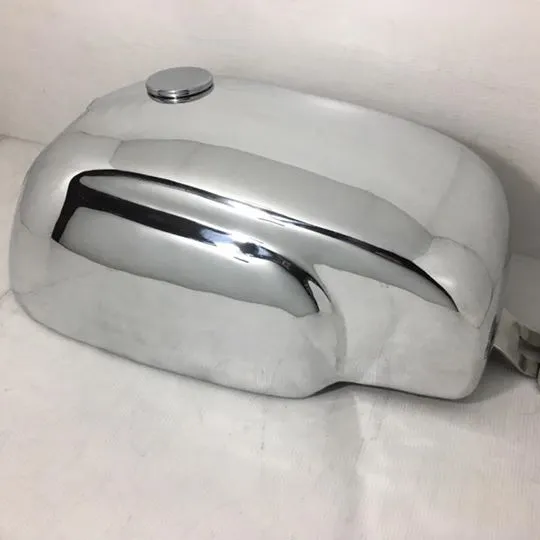 KM-TRG-008 Triumph Norton Tank