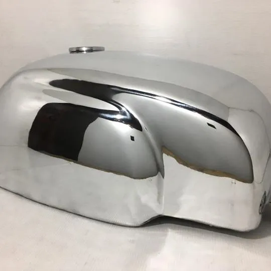 KM-TRG-008 Triumph Norton Tank
