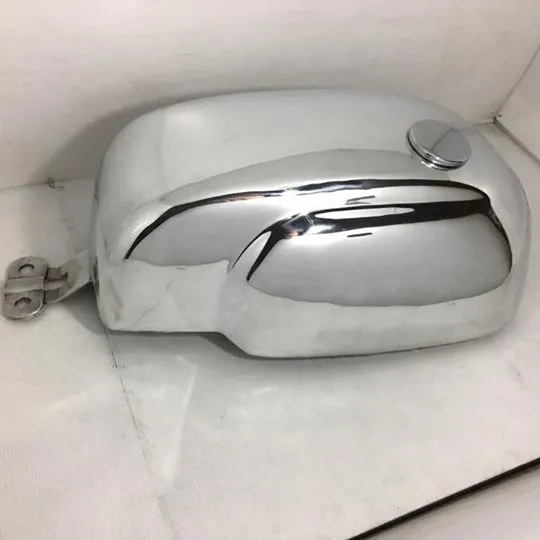 KM-TRG-008 Triumph Norton Tank