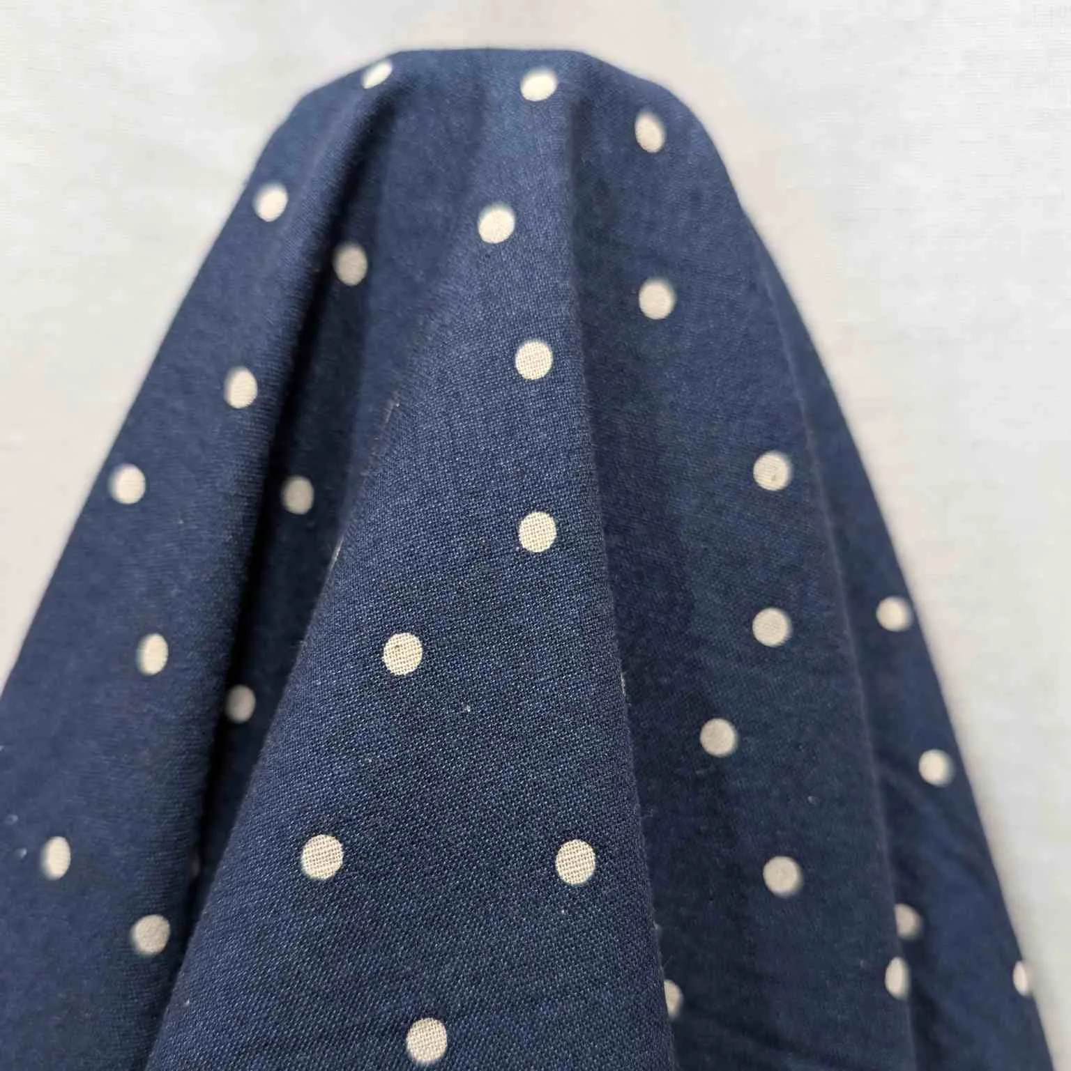 Kokka Linen Cotton Spot, Navy