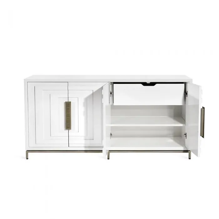 Lauryn Credenza